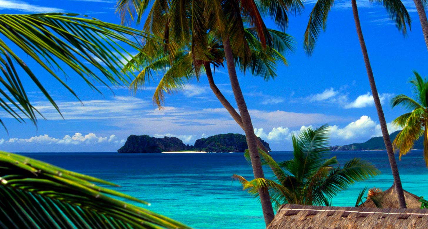 Photographie de l'île de Samoa depuis l'île voisine