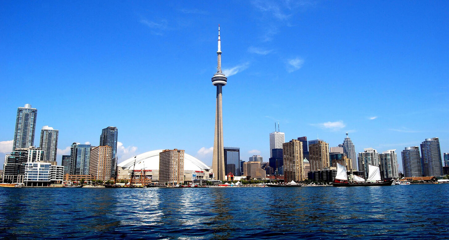 Picture of the CN tower of Toronto